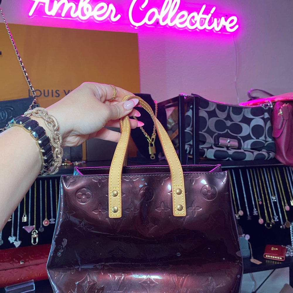 Louis Vuitton Reade Vernis PM Handbag